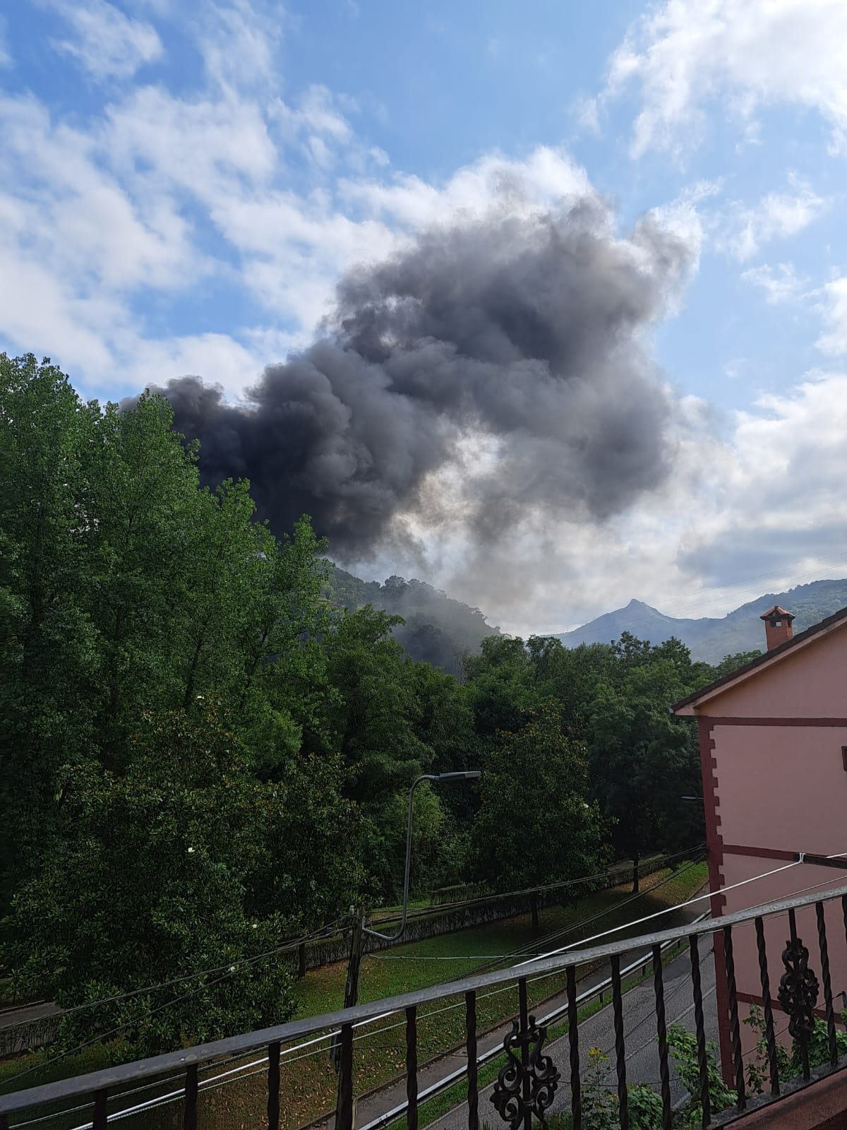 Grave incendio en Trubia